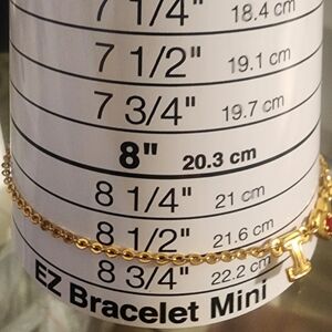 Avon Gold Tone Chain‎ Bracelet